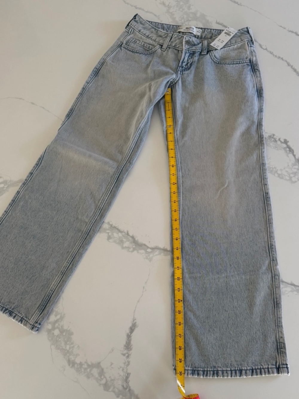 Hollister Ultra Low Rise Light Wash Baggy Jeans Size 0/1 or 25W NEW - Picture 3 of 8
